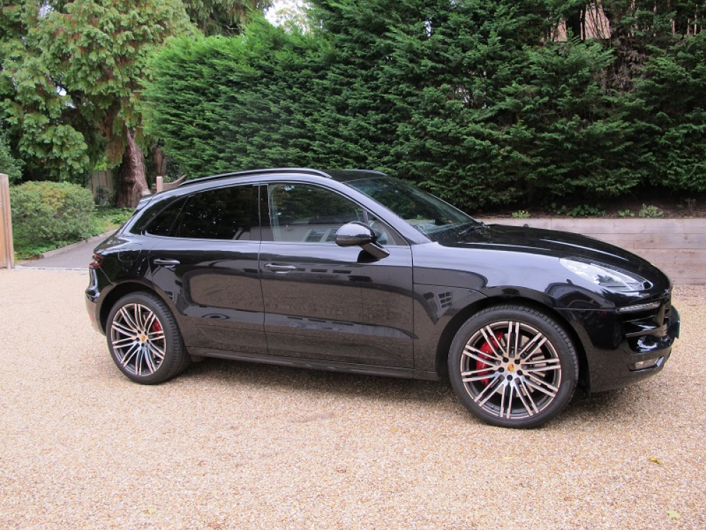  Macan Turbo 'Performance Pack' 3.6T PDK